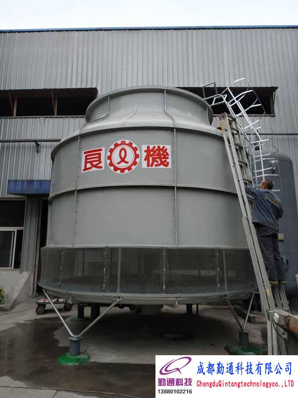 四川成都新都航发公司良机冷却塔爬梯加固现场